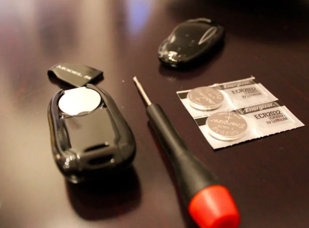 Professional key cutting and programming equipment ensures precise car key replacement in Coral Springs